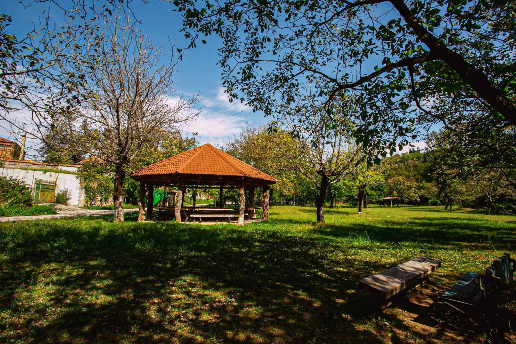 Ethno Sazano Hotel Екстериор снимка
