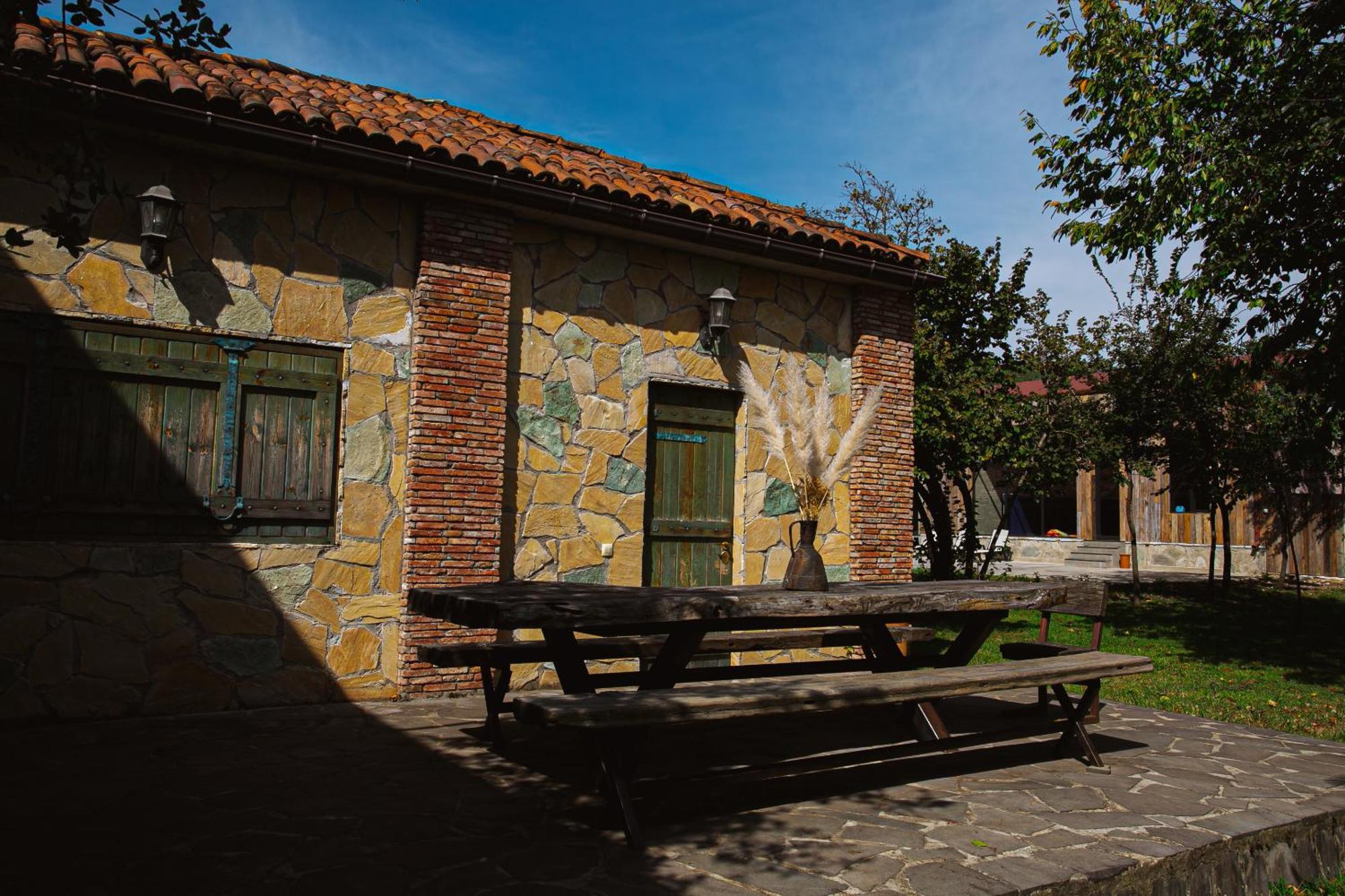 Ethno Sazano Hotel Екстериор снимка
